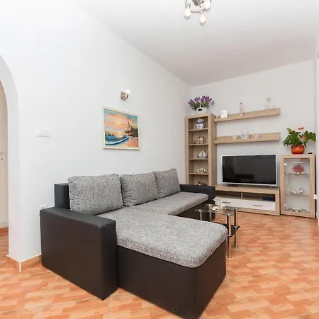 Apartment Ana Chill In