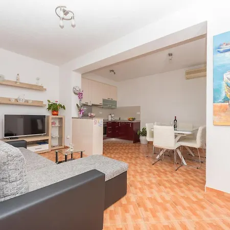 Apartment Ana Chill In *
