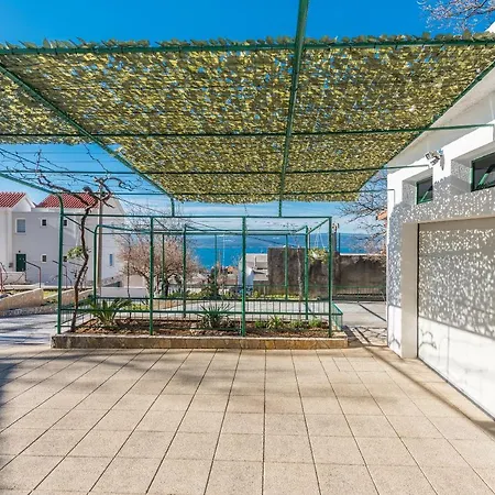 Apartman Ana Chill In